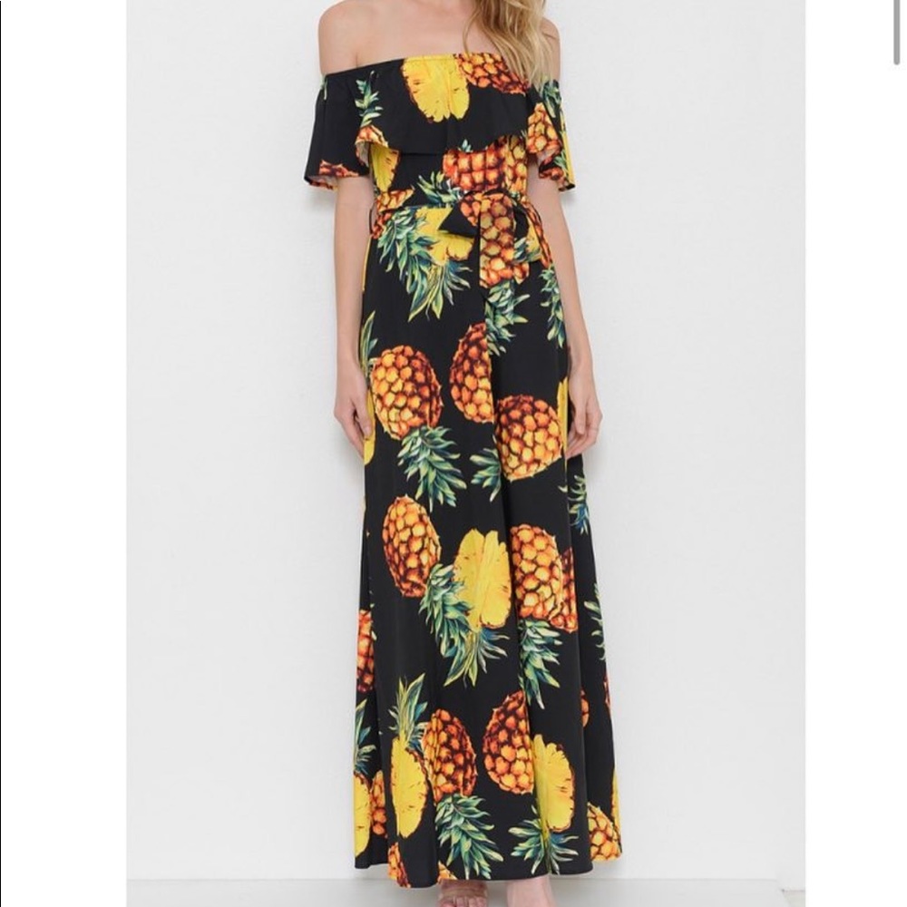 Pineapple maxi dress size medium, worn once